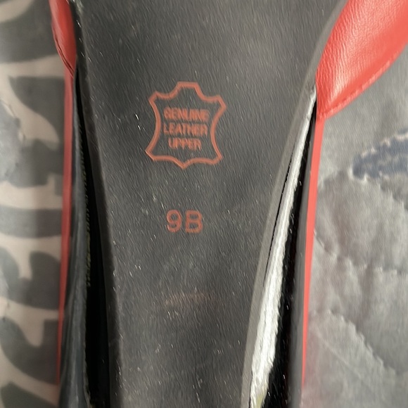 Cute Slide Shoes with now!  Worn once. Like new!  Pinkish ! - Picture 5 of 8